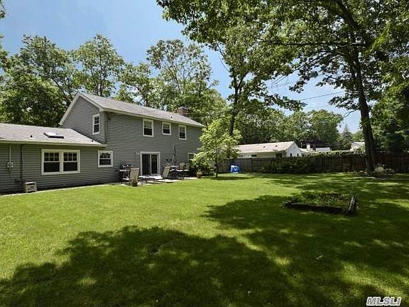 5th image of 54 Bonnie Ln