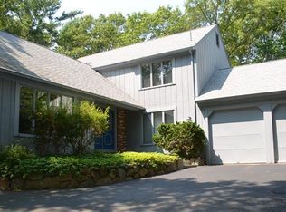 22 Vesper Dr, Pocasset, MA 02559