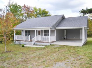 1647 Pennsylvania Ave, Allardt, TN 38556