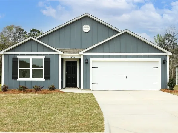 11533 Pinus Ln, Moundville, AL 35474