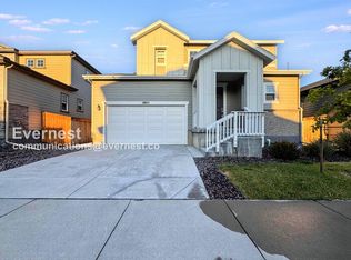 10855 Hayloft St, Parker, CO 80134