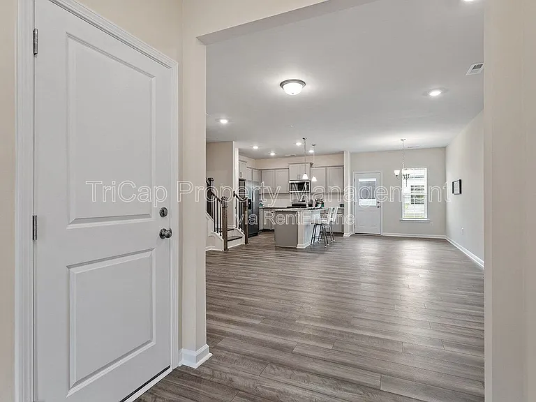 416 Glen Clova Dr — Photo 6