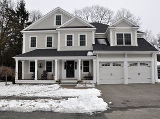 92 Wilshire Park, Needham, MA 02492