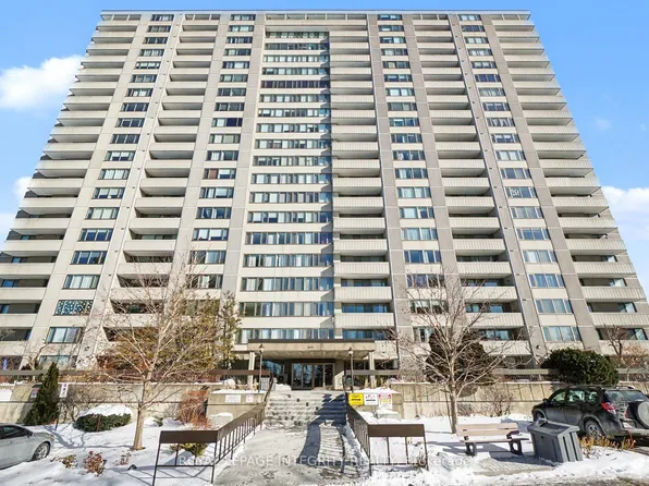 2625 Regina St #803, Ottawa, ON K2B 5W8