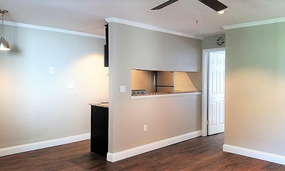 1st image of 1301 S Howard Ave #13B