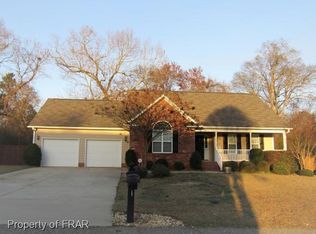 106 Steeple Run Dr, Raeford, NC 28376