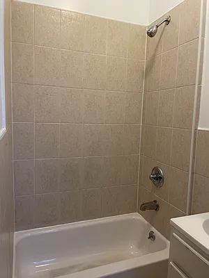 Rented by Keller Williams NYC | media 25