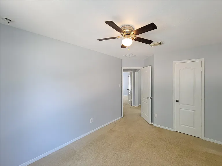 7506 Boxwood Ridge Ln — Photo 24