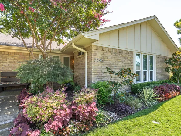 7342 Woodthrush Dr, Dallas, TX 75230