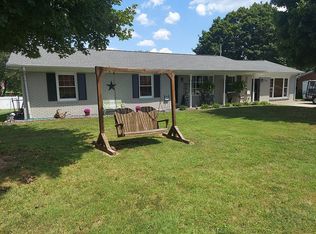 212 Cherokee Trl, Somerset, KY 42501