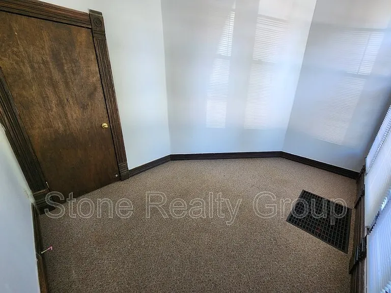 509 S 5th St #2 — Photo 8