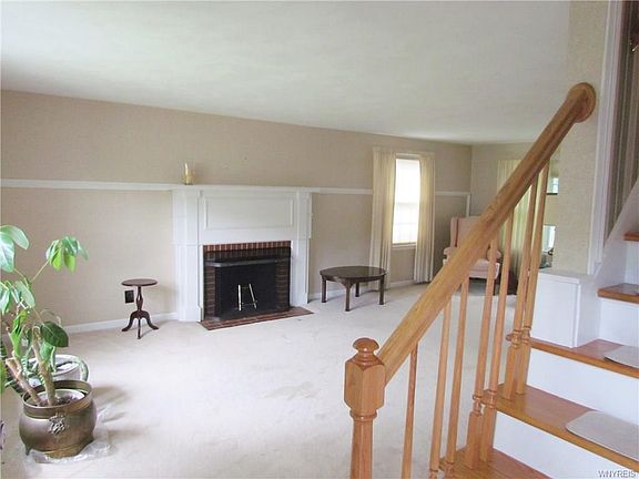 5th image of 66 Sullivan Dr