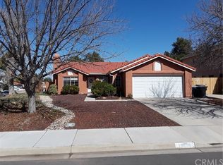 19216 Henshaw Ct, Lake Elsinore, CA 92530