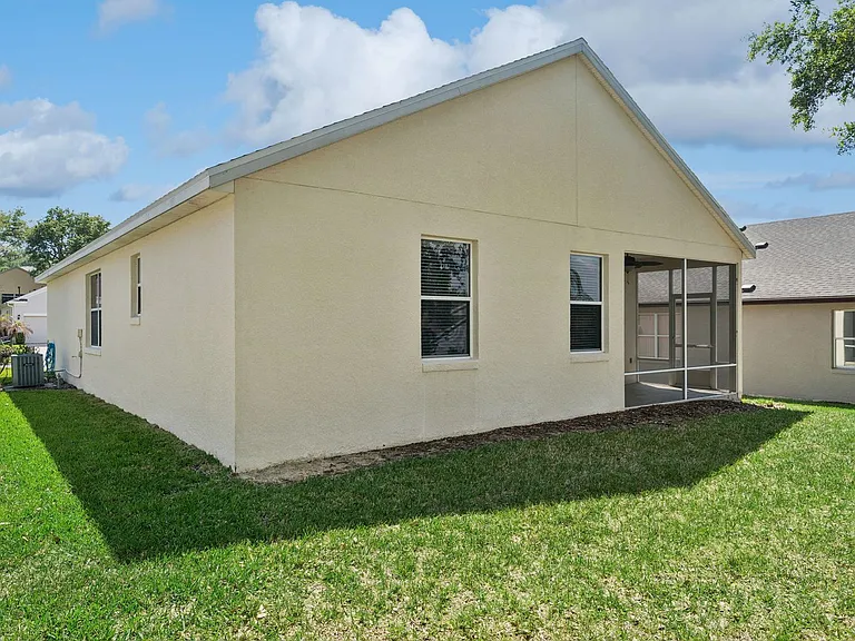 771 Wolf Creek St — Photo 20