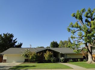 1594 W Stuart Ave, Fresno, CA