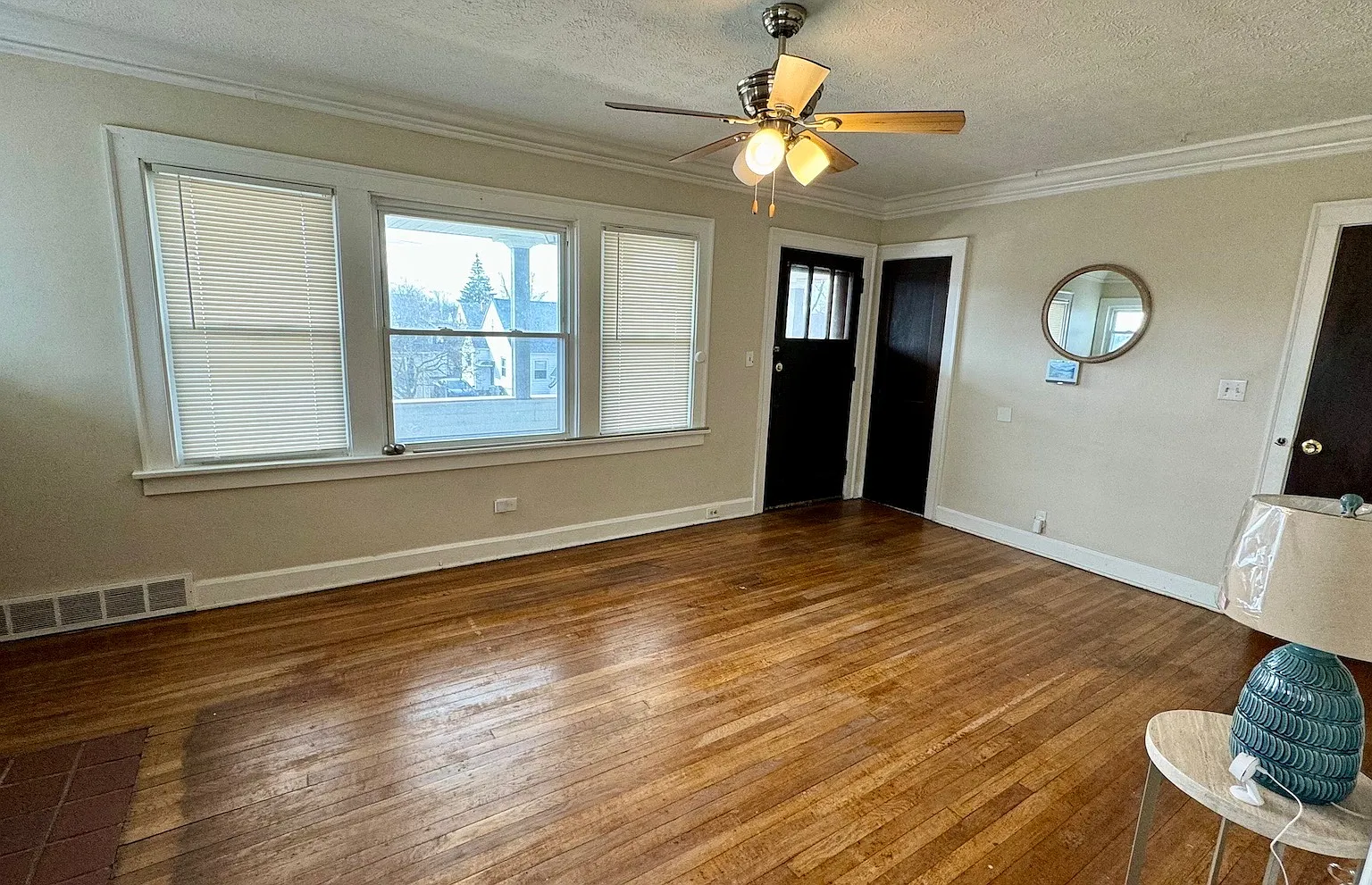 2 bed, 1588 sqft, $1,350 — Photo 3