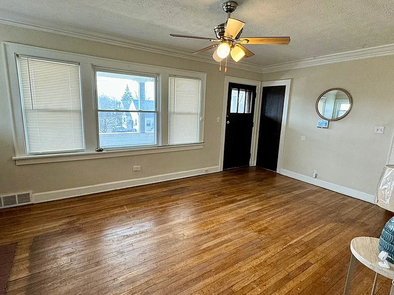 Living Rm