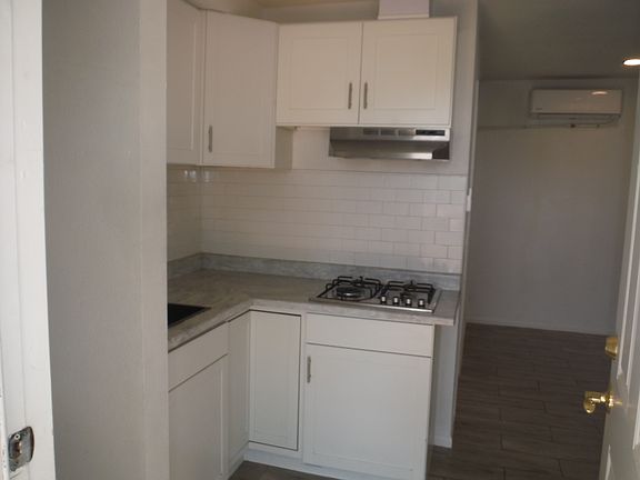 3rd image of 1314 E Avenue R3 #B
