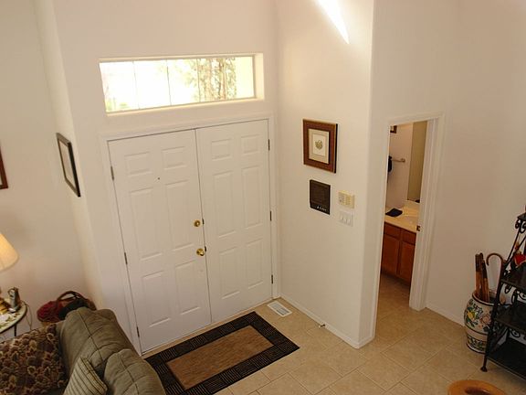 Entrance w/Dbl Doors