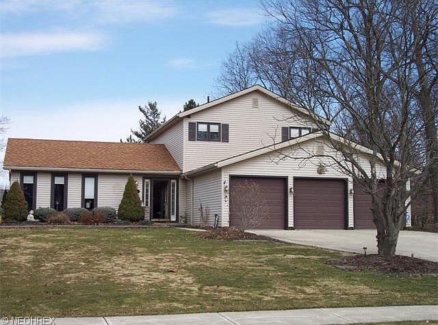 1st image of 3943 Magnolia Dr