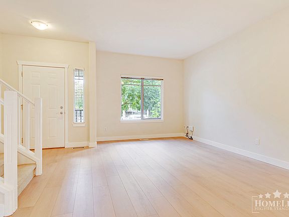 5th image of 16640 60th Ave