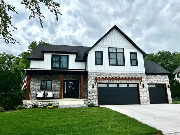 9547 Tall Grass Trail St, John, IN 46373