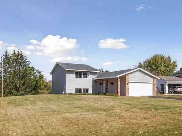 7045 163rd St W, Rosemount, MN 55068