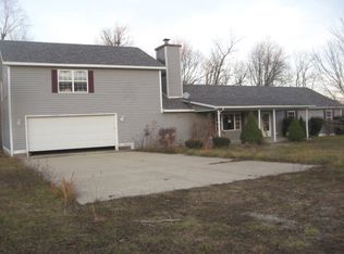 769 Markham Rd, Waverly, OH 45690