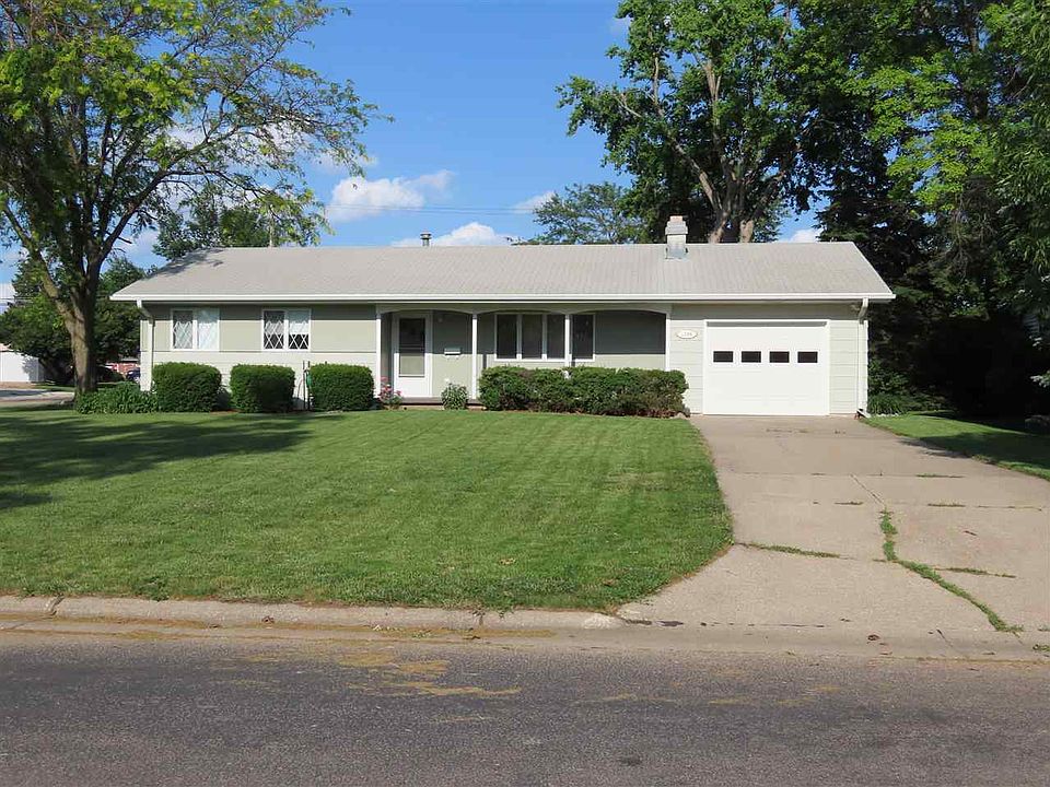 1st image of 1284 N 8th St