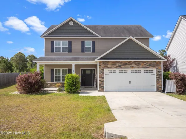 393 Inverness Drive, Hubert, NC 28539