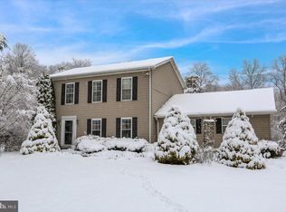 1718 Potato Valley Rd, Harrisburg, PA 17112