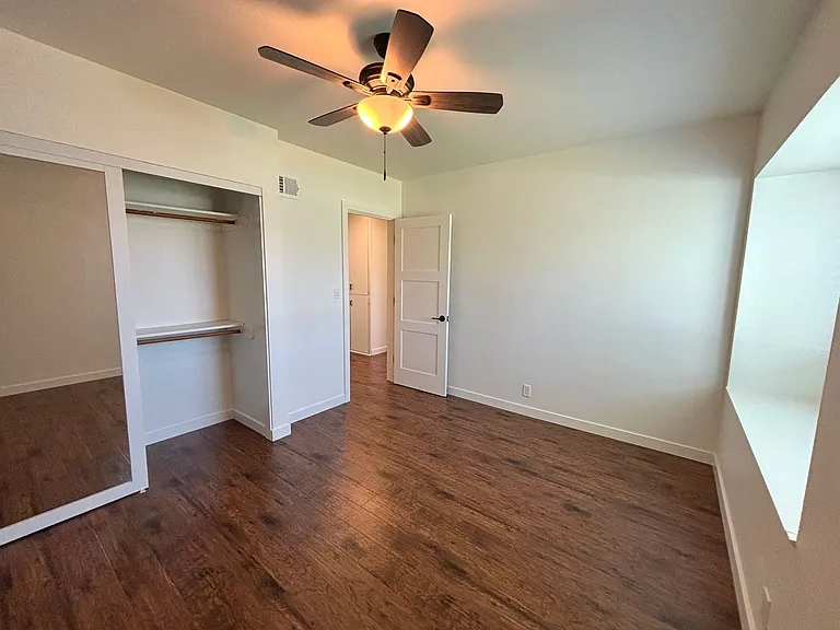 320 Buena Vista Ave — Photo 9