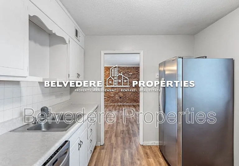 360 S Cherry St #B — Photo 12
