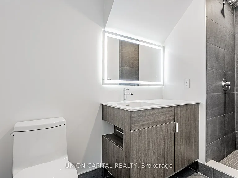 28 Eastern Ave #Townhouse 109 — Photo 32