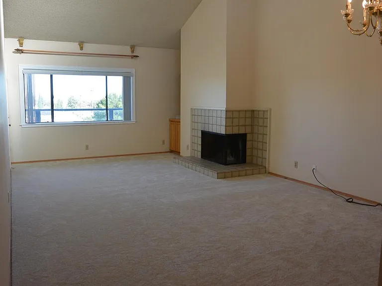 4691 Albany Cir #147 — Photo 14