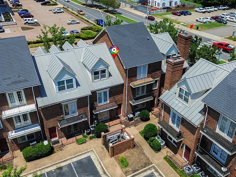 3 Lincoln St — Photo 55