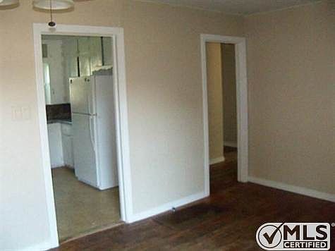 5th image of 1015 Ryan Ave