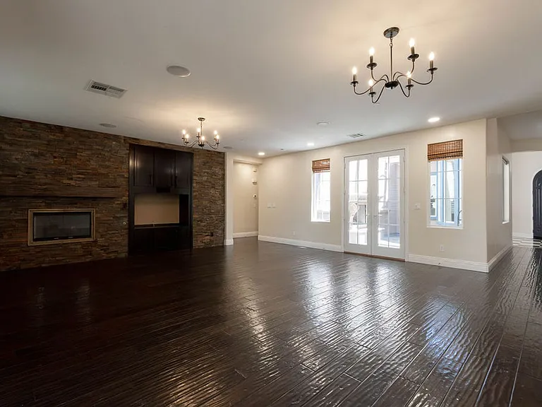 10387 Sweet Laurel St — Photo 10