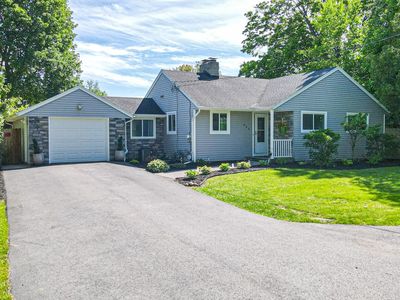 653 Brooks Rd, West Henrietta, NY, 14586