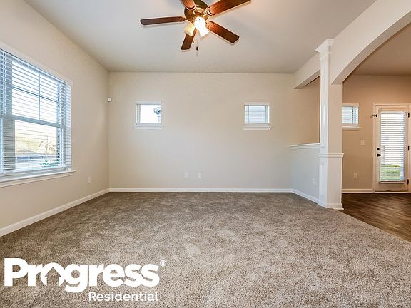 4th image of 277 Magnaview Dr