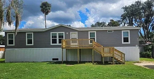 55744 Holiday Cir Photo 1