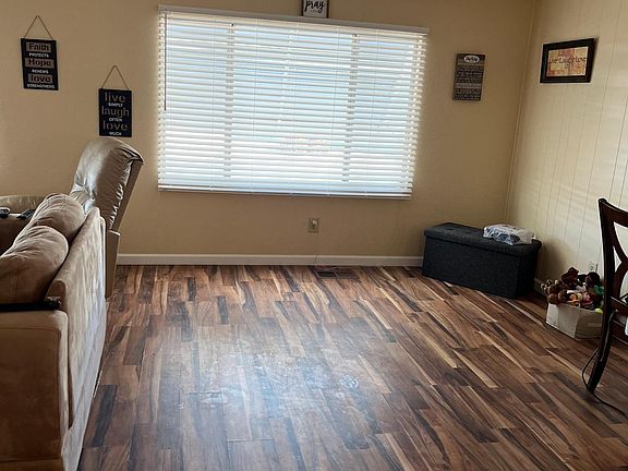4th image of 305 S Val Vista Dr Lot 102