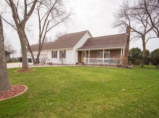 1034 Lynda Rd, Waterloo, IA 50701