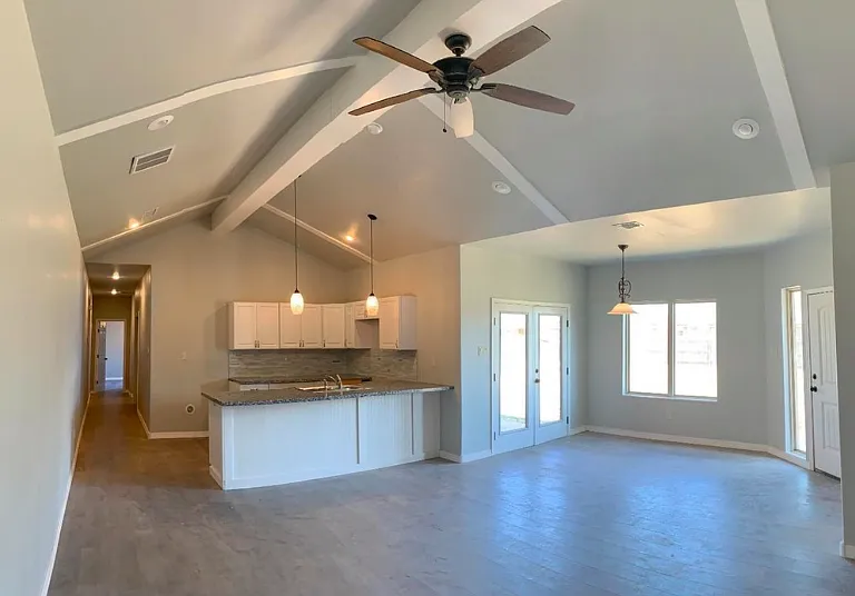 617 N Elkhart Ave #B — Photo 2
