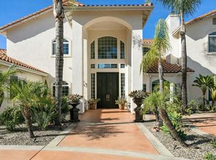 9754 Crystal Ridge Dr, Escondido, CA 92026