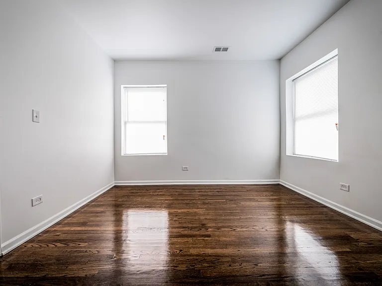 7300 S Yates Blvd — Photo 9
