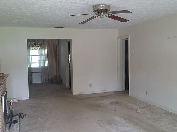 2nd image of 5151 Witby Ave