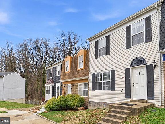 2nd image of 5815 Falkland Pl