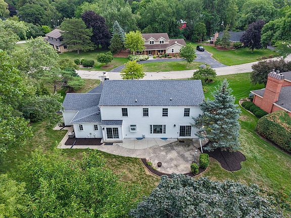 3rd image of 15200 Briaridge COURT