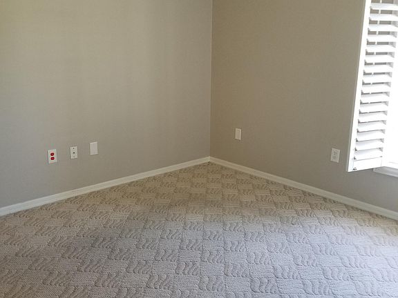 5th image of 10426 Mulligan Ct